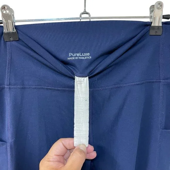 Fabletics Oasis PureLuxe High-Waisted Crop Pocket Legging Navy Blue Size Large - Picture 4 of 7